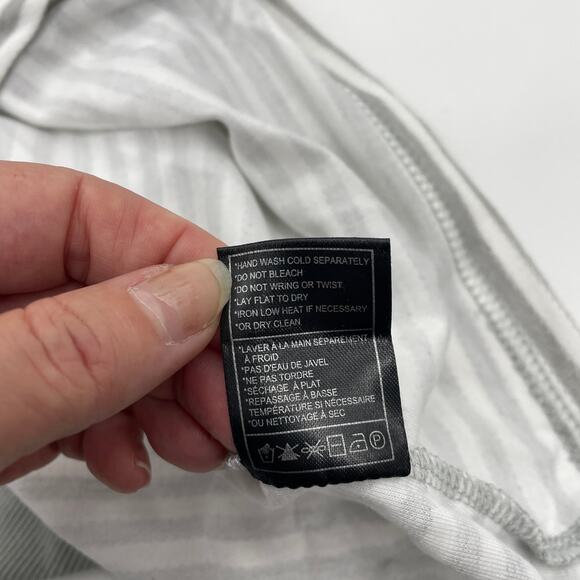 New JACK BB DAKOTA Women's Sweater Top Sz S Ghost Grey Fly Away Hem Split Back - Picture 5 of 8